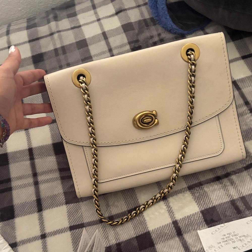 COACH WHITE LEATHER PARKER